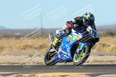 media/Jan-12-2025-CVMA (Sun) [[be1d2b16e3]]/Race 2-Supersport Middleweight/